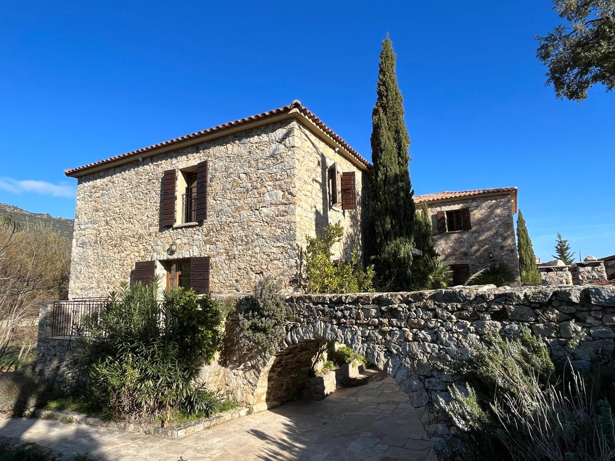 Hotel Domaine Du Reginu Santa-Reparata-di-Balagna Exterior foto